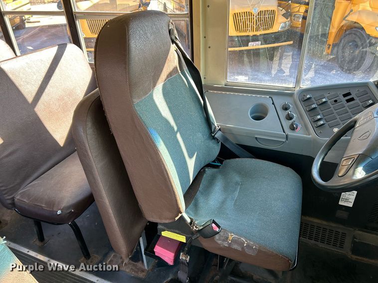 image for item NE9723 2008 IC CE200 school bus