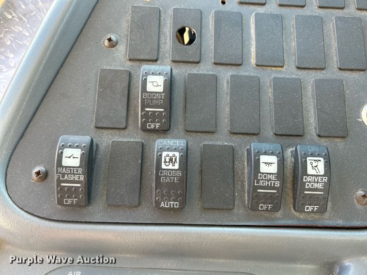 image for item NE9723 2008 IC CE200 school bus