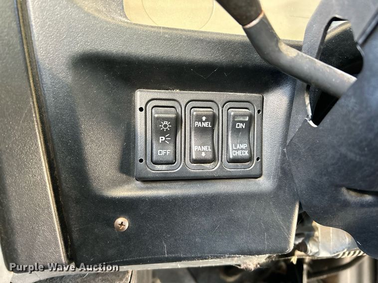 image for item NE9723 2008 IC CE200 school bus