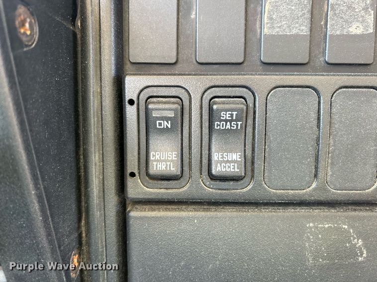 image for item NE9723 2008 IC CE200 school bus