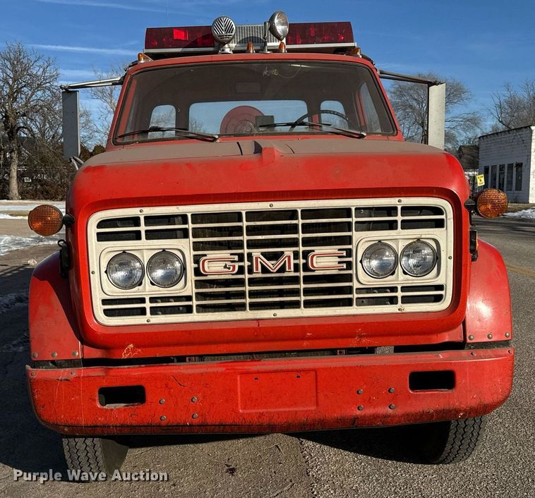 image for item NI9725 1969 GMC 5500 fire truck