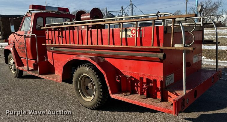 image for item NI9725 1969 GMC 5500 fire truck