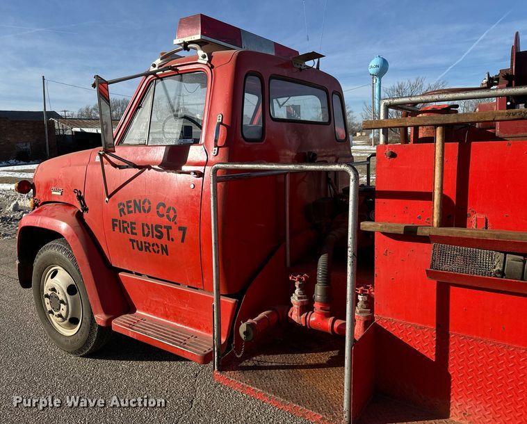 image for item NI9725 1969 GMC 5500 fire truck