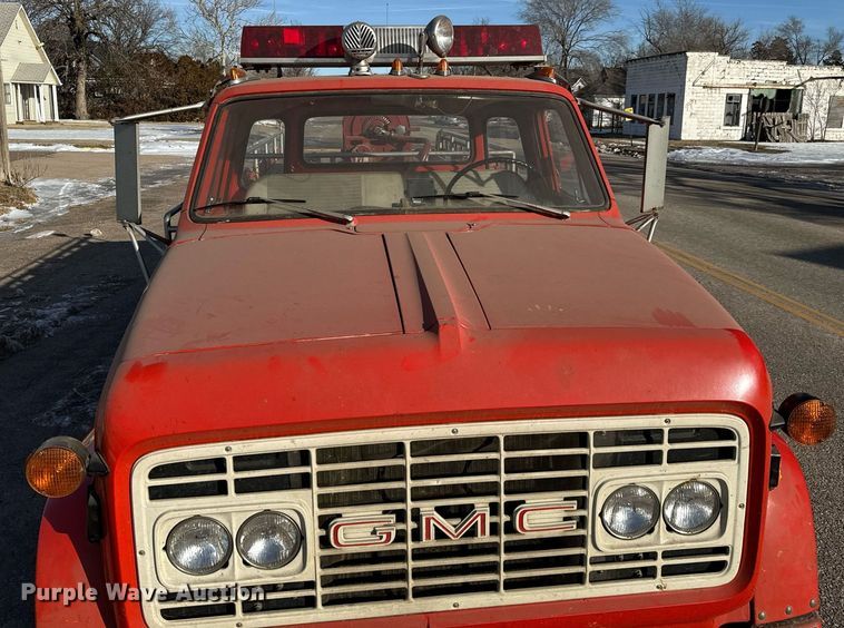 image for item NI9725 1969 GMC 5500 fire truck