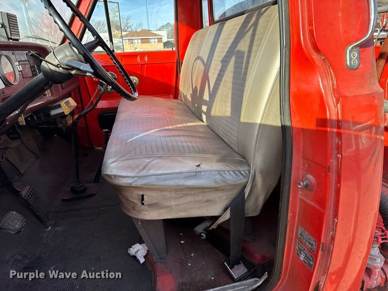 image for item NI9725 1969 GMC 5500 fire truck