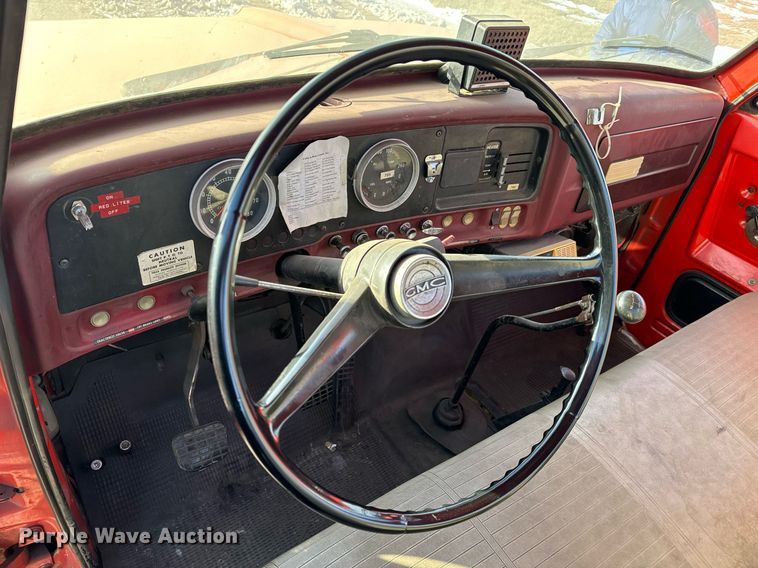 image for item NI9725 1969 GMC 5500 fire truck