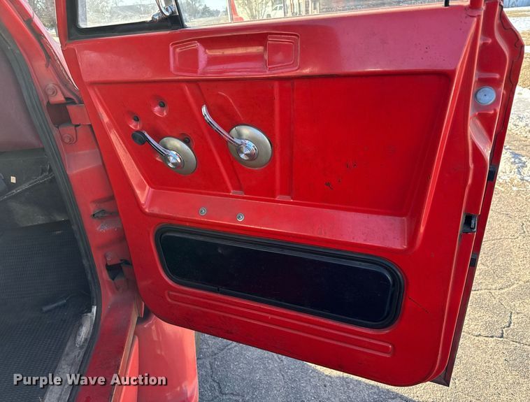 image for item NI9725 1969 GMC 5500 fire truck