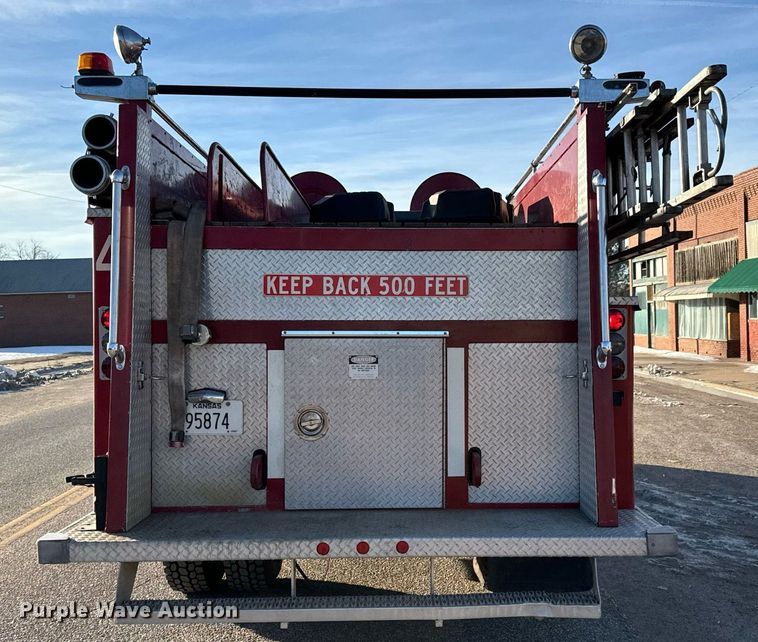 image for item NI9726 1989 Maxim pumper fire truck