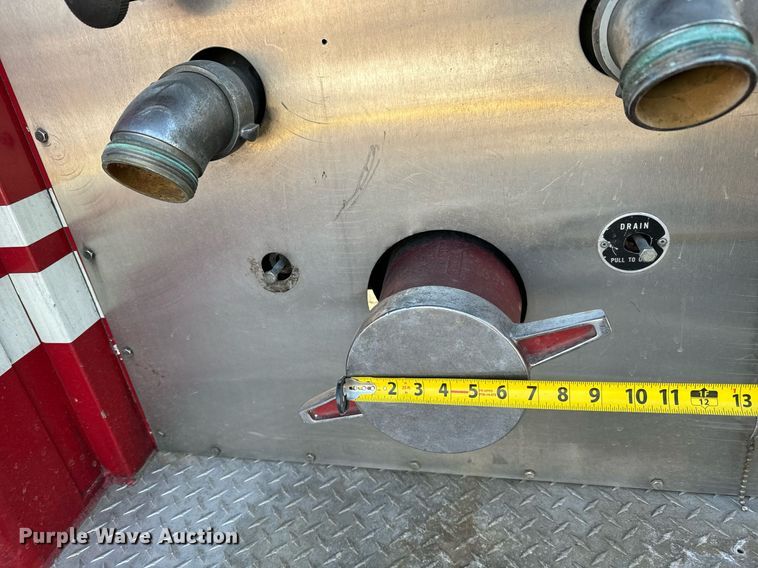 image for item NI9726 1989 Maxim pumper fire truck