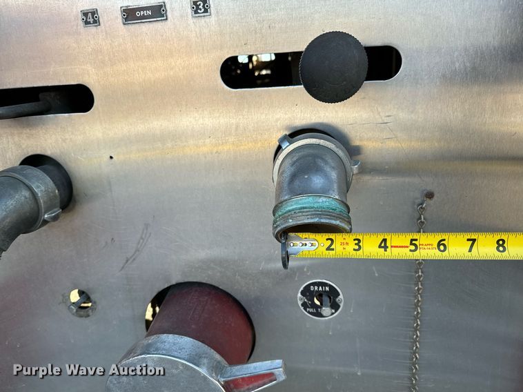 image for item NI9726 1989 Maxim pumper fire truck