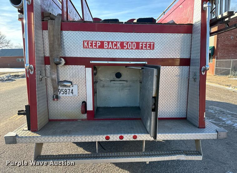 image for item NI9726 1989 Maxim pumper fire truck