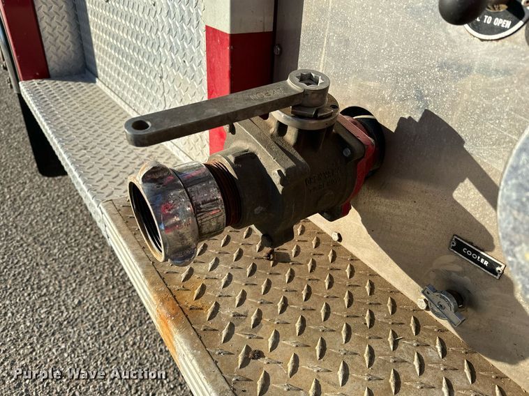 image for item NI9726 1989 Maxim pumper fire truck