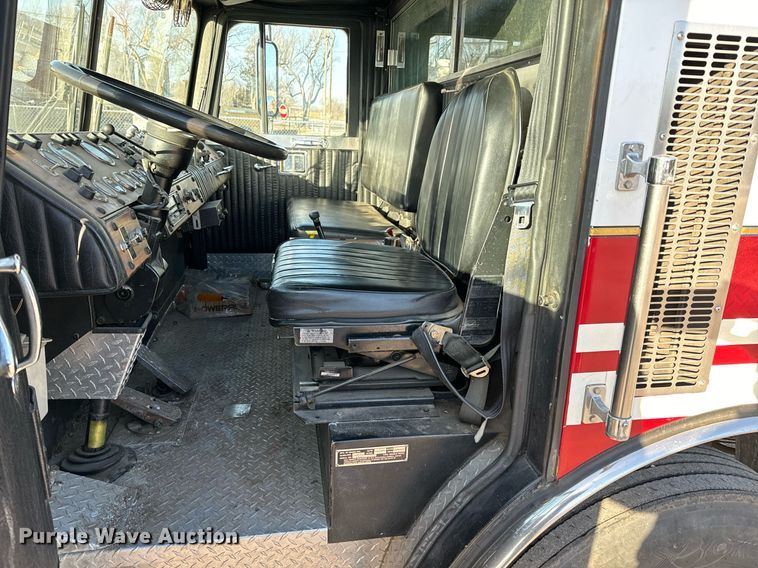 image for item NI9726 1989 Maxim pumper fire truck