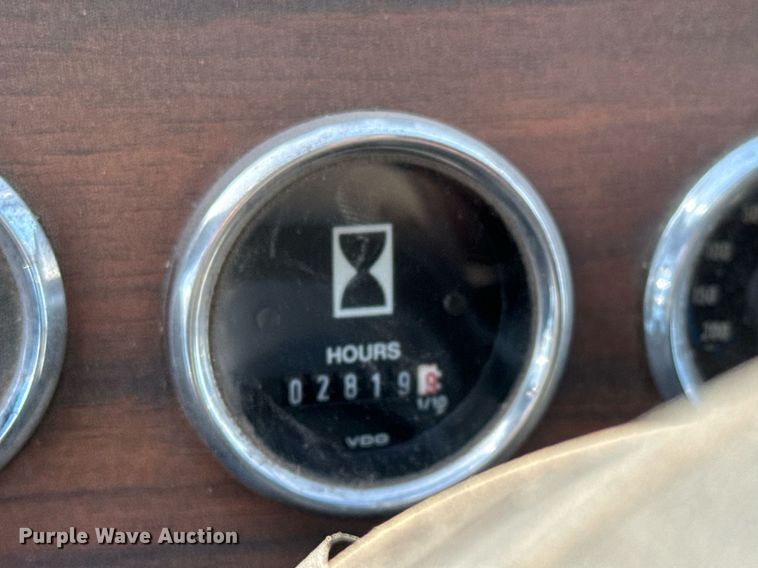 image for item NI9726 1989 Maxim pumper fire truck