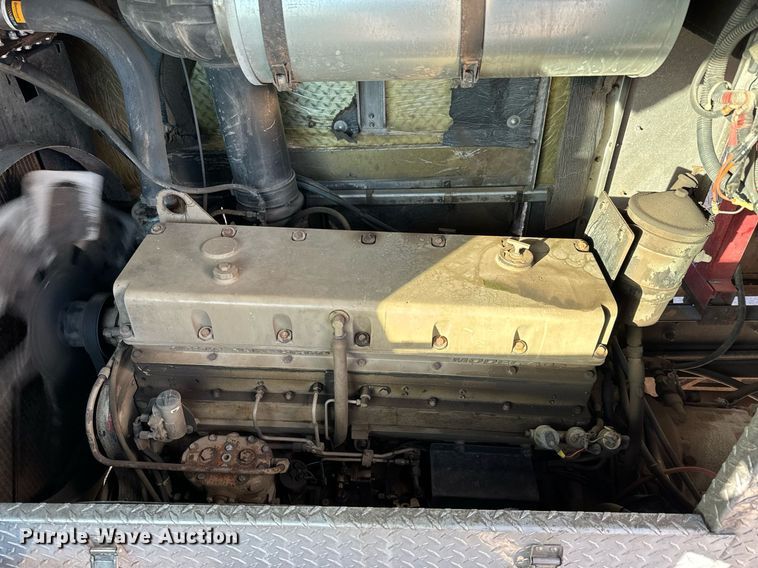 image for item NI9726 1989 Maxim pumper fire truck