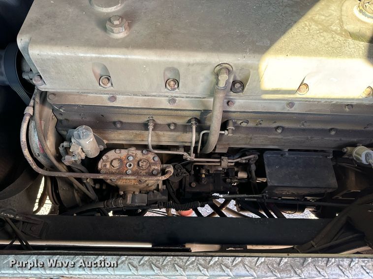 image for item NI9726 1989 Maxim pumper fire truck