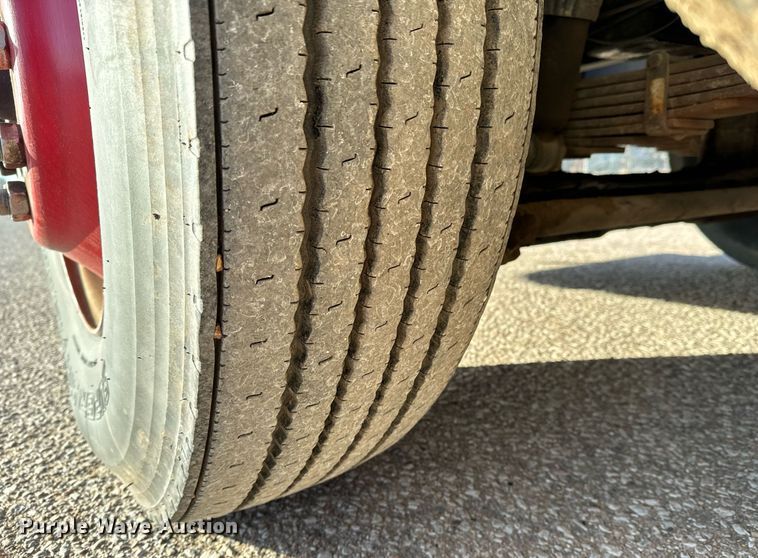 image for item NI9726 1989 Maxim pumper fire truck