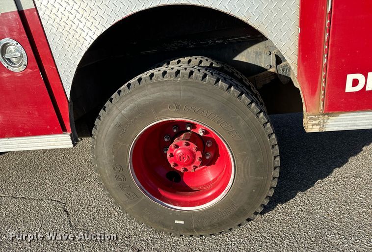 image for item NI9726 1989 Maxim pumper fire truck