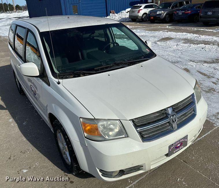 image for item NI9727 2008 Dodge  Grand Caravan SXT van