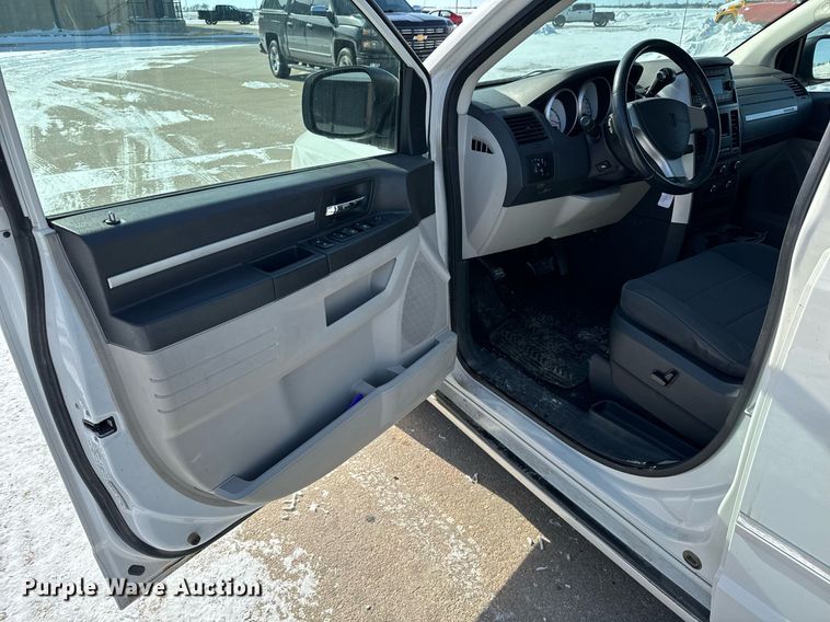 image for item NI9727 2008 Dodge  Grand Caravan SXT van