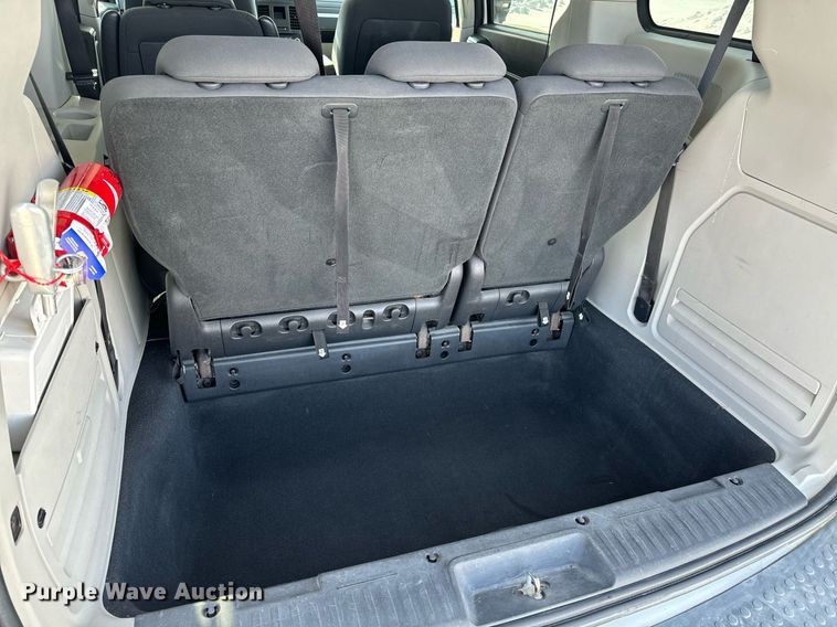 image for item NI9727 2008 Dodge  Grand Caravan SXT van