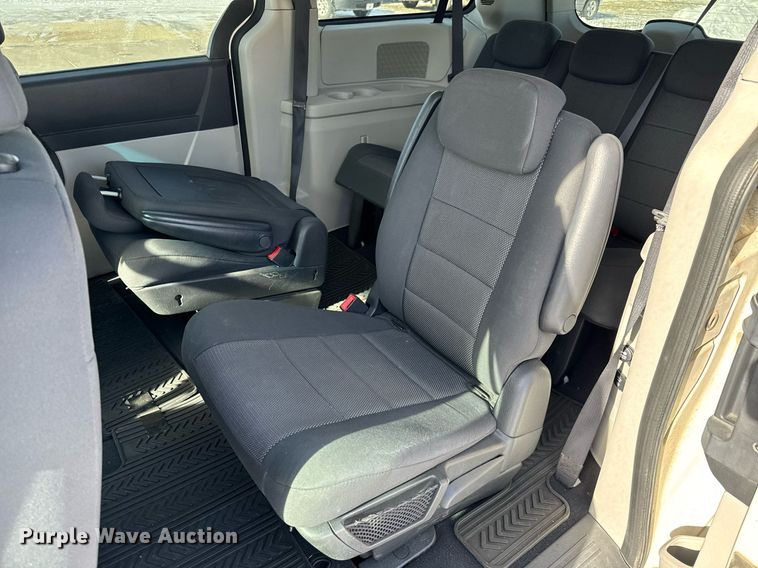 image for item NI9727 2008 Dodge  Grand Caravan SXT van