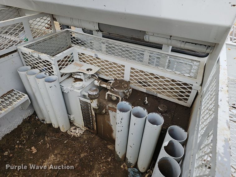 image for item NP9343 1985 Ford F8000 digger derrick truck