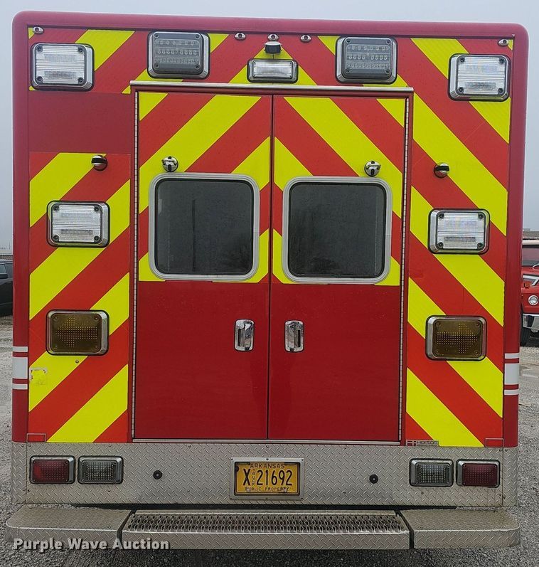 image for item NP9346 2016 Ford F450 Super Duty XLT ambulance
