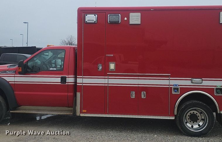 image for item NP9346 2016 Ford F450 Super Duty XLT ambulance