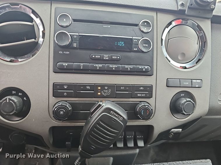 image for item NP9346 2016 Ford F450 Super Duty XLT ambulance