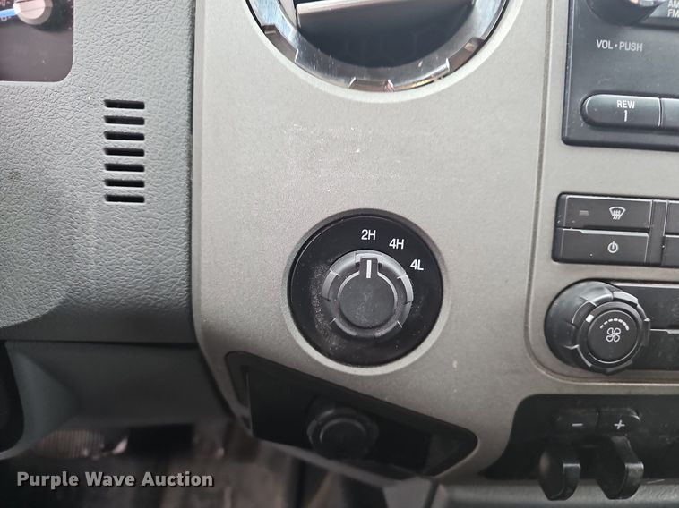 image for item NP9346 2016 Ford F450 Super Duty XLT ambulance