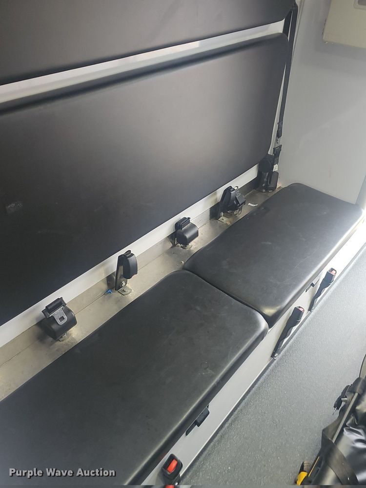 image for item NP9346 2016 Ford F450 Super Duty XLT ambulance