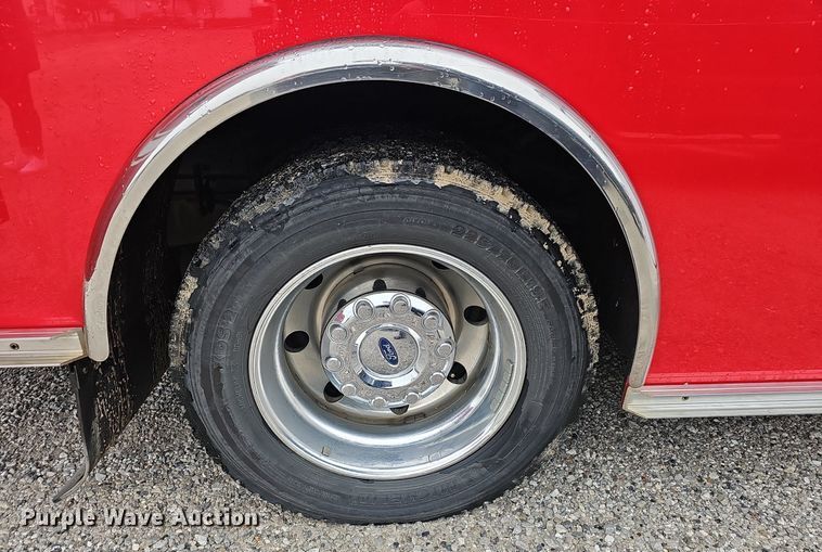 image for item NP9346 2016 Ford F450 Super Duty XLT ambulance