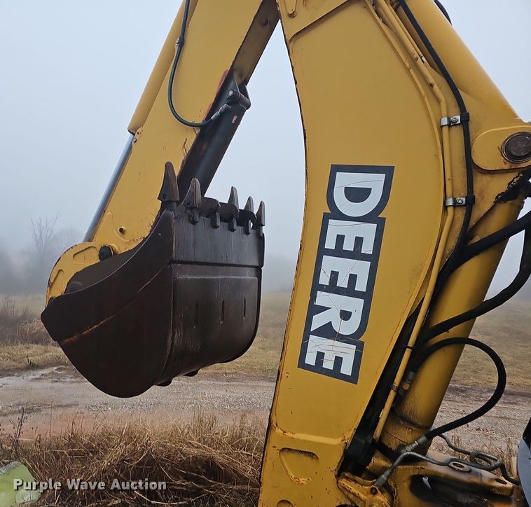 image for item NP9349 2004 John Deere 310SG backhoe