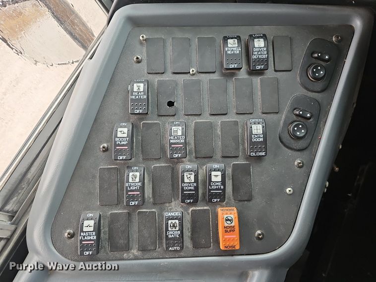 image for item NP9352 2017 IC school bus