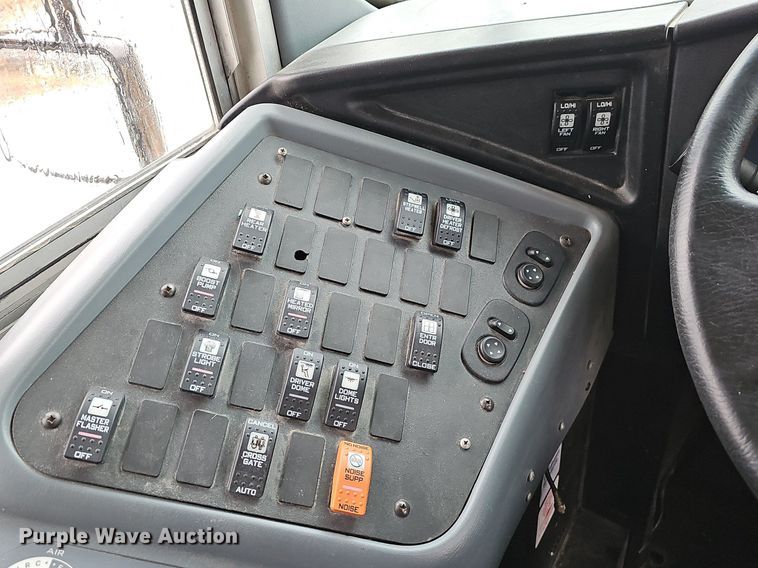 image for item NP9352 2017 IC school bus