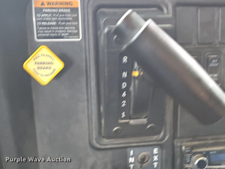 image for item NP9352 2017 IC school bus