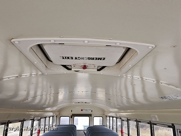 image for item NP9352 2017 IC school bus