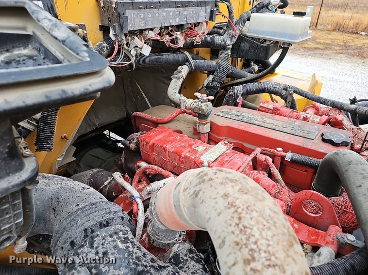 image for item NP9352 2017 IC school bus