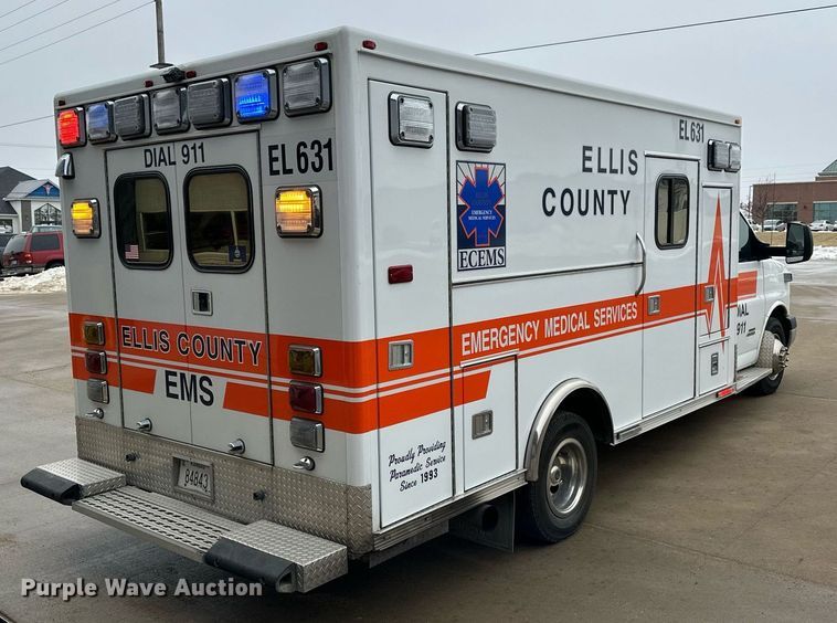 image for item NS9177 2014 Chevrolet  4500 ambulance