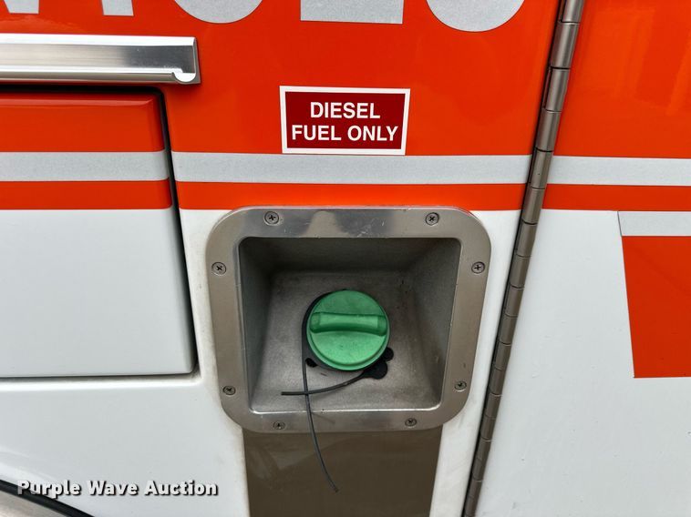 image for item NS9177 2014 Chevrolet  4500 ambulance