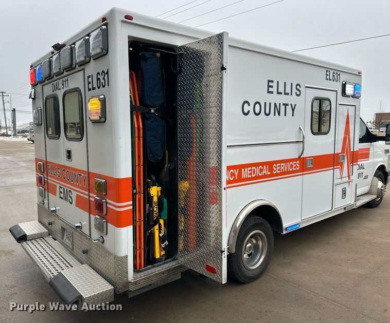 image for item NS9177 2014 Chevrolet  4500 ambulance