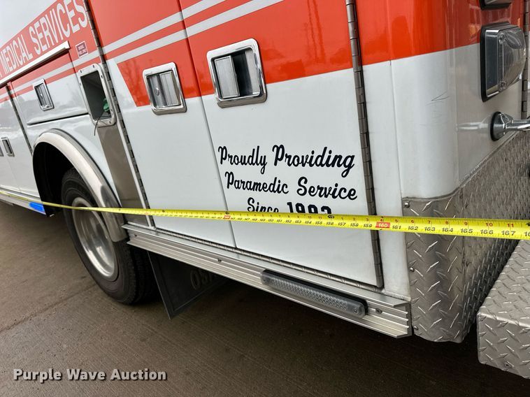 image for item NS9177 2014 Chevrolet  4500 ambulance