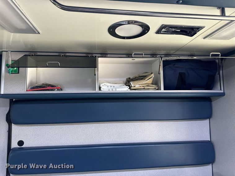 image for item NS9177 2014 Chevrolet  4500 ambulance