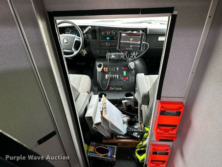 image for item NS9177 2014 Chevrolet  4500 ambulance