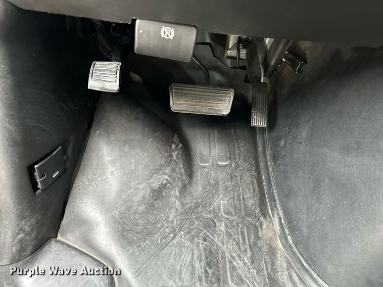 image for item NS9177 2014 Chevrolet  4500 ambulance