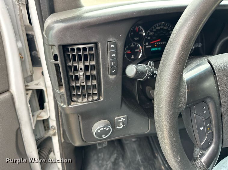 image for item NS9177 2014 Chevrolet  4500 ambulance