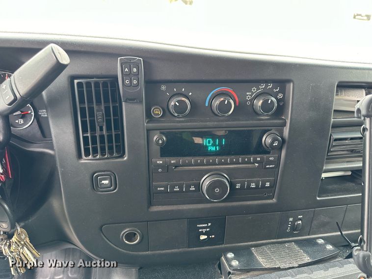 image for item NS9177 2014 Chevrolet  4500 ambulance