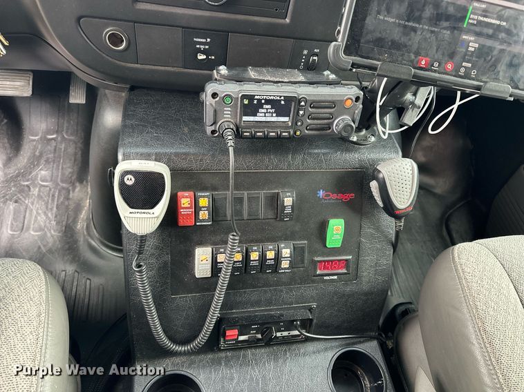 image for item NS9177 2014 Chevrolet  4500 ambulance