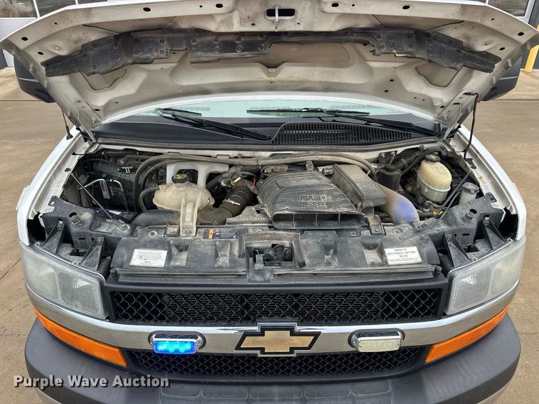 image for item NS9177 2014 Chevrolet  4500 ambulance